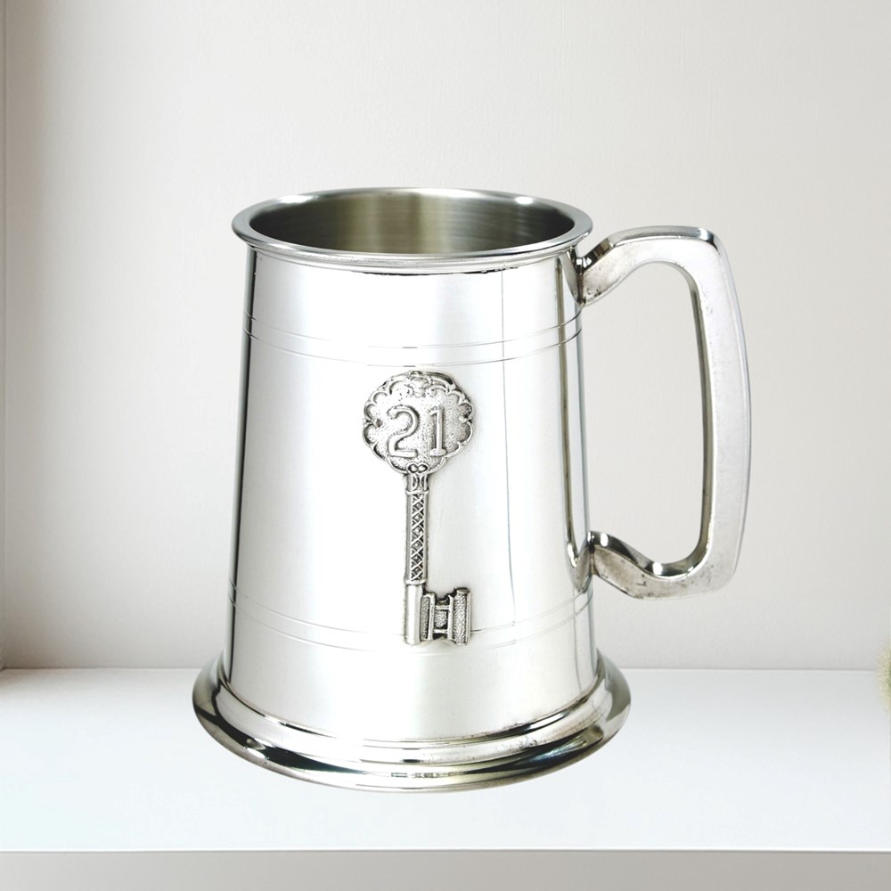 21 Key Badge One Pint Pewter Tankard 21 key badge tankard