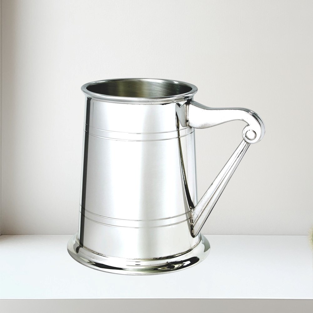 Harp Handle One Pint Pewter Tankard