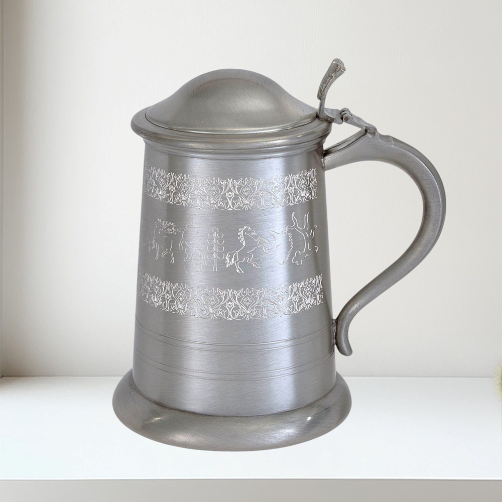 Medieval Hunting Scene Lidded Tankard Medieval Hunting Scene Lidded Tankard