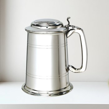 Standard Lidded One Pint Pewter Tankard