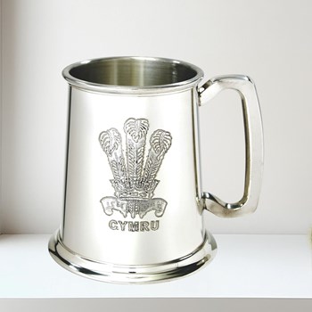 Prince Of Wales Feathers One Pint Pewter Tankard