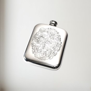 6oz Skull Heart Cluster Pewter Pocket Flask
