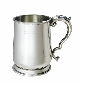 Standard Jacobean One Pint Pewter Tankard