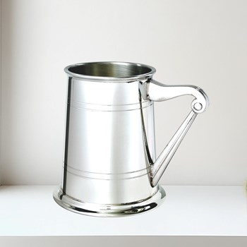 Harp Handle One Pint Pewter Tankard