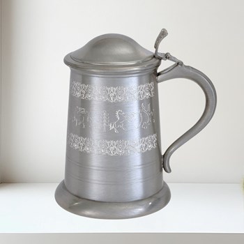 Medieval Hunting Scene Lidded Tankard