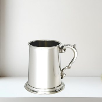 Half Pint Plain Scroll handle Pewter Tankard