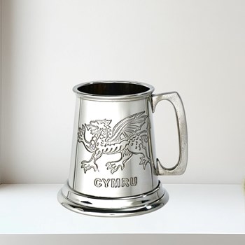 Quarter Pint Welsh Dragon Pewter Babymug