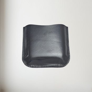 Black Leather Pouch To Fit 4oz Pocket Flasks