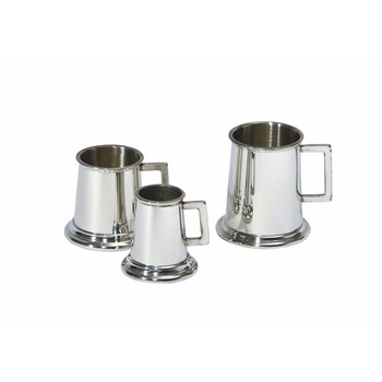 Set Of Three Pewter Tankard Measures