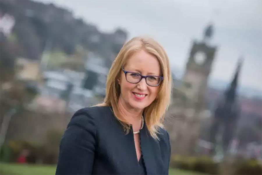 EY gender balanced board - Sue Dawe