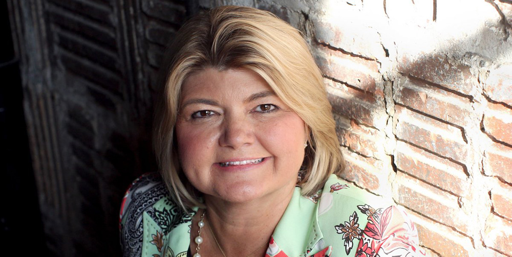 Sandy Carter VP women Amazon