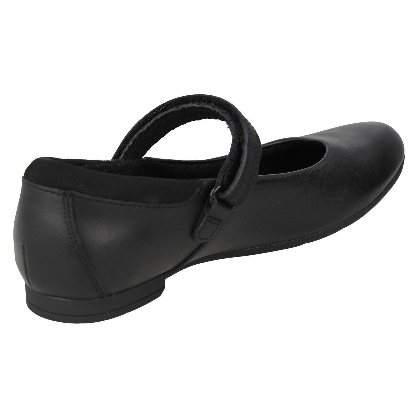 clarks outlet girls school shoes