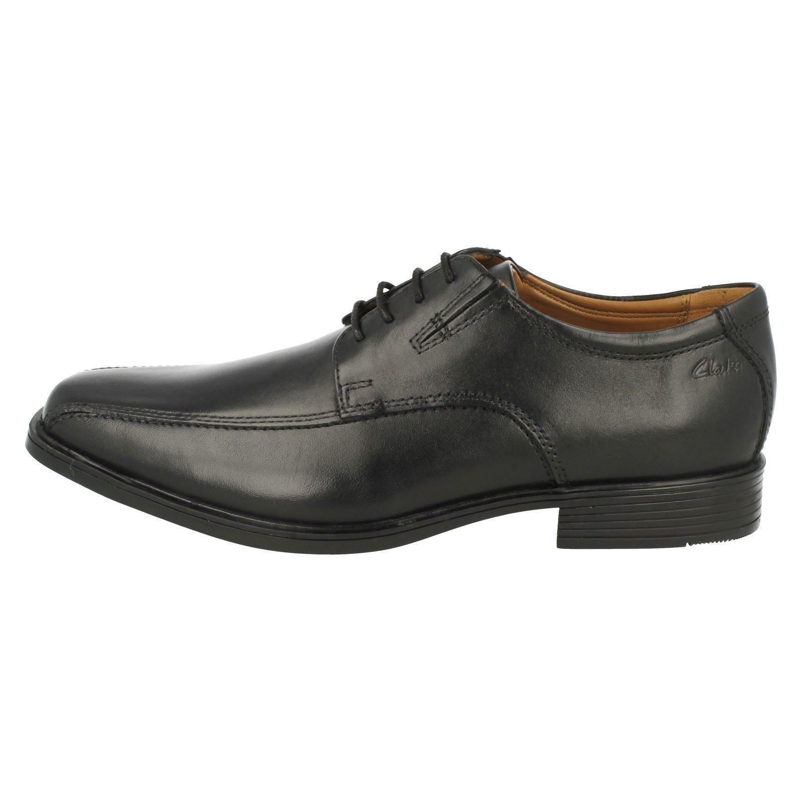 clarks formal shoes price