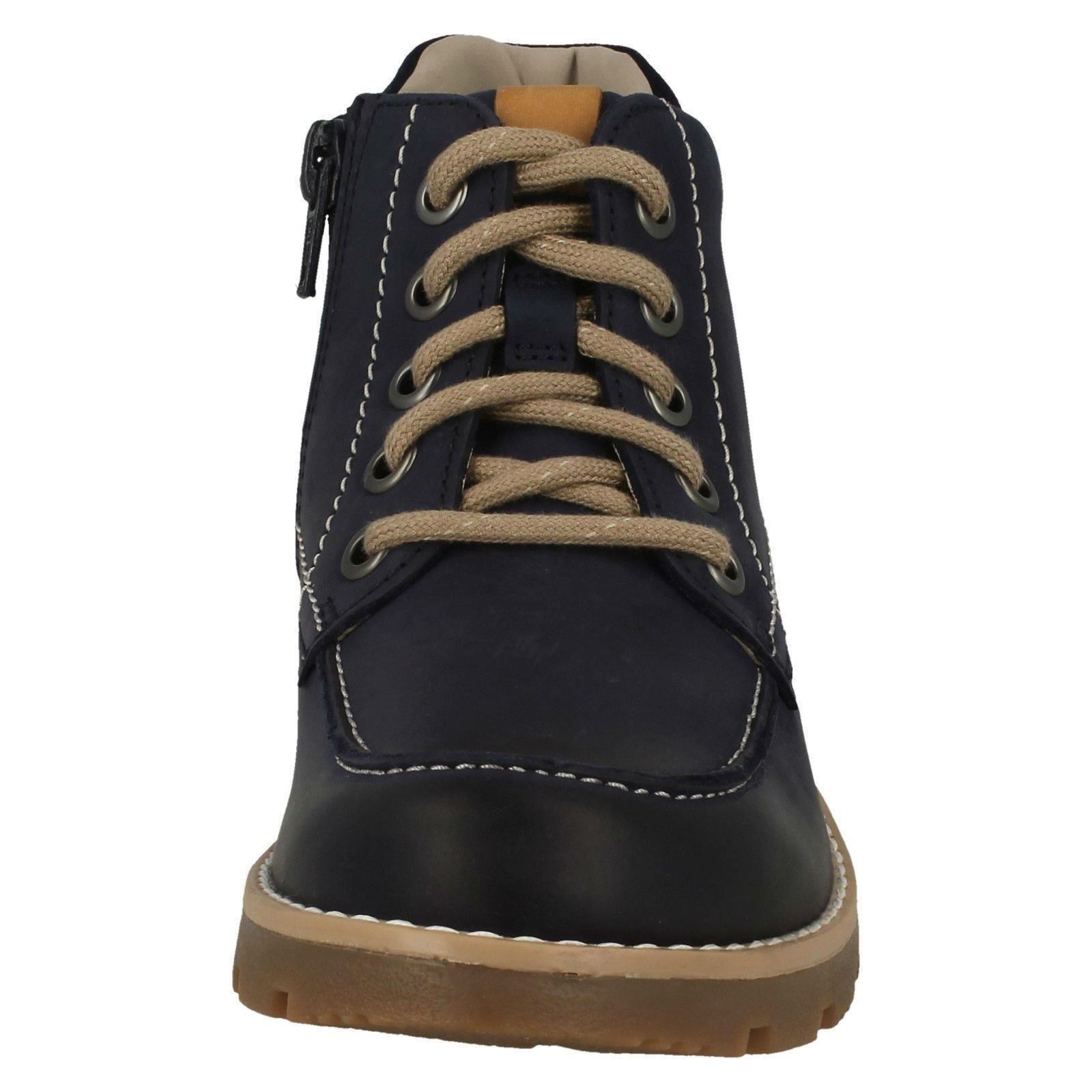 Boys Clarks Casual Boots Comet Moon Najnowszy produkt jest popularny
