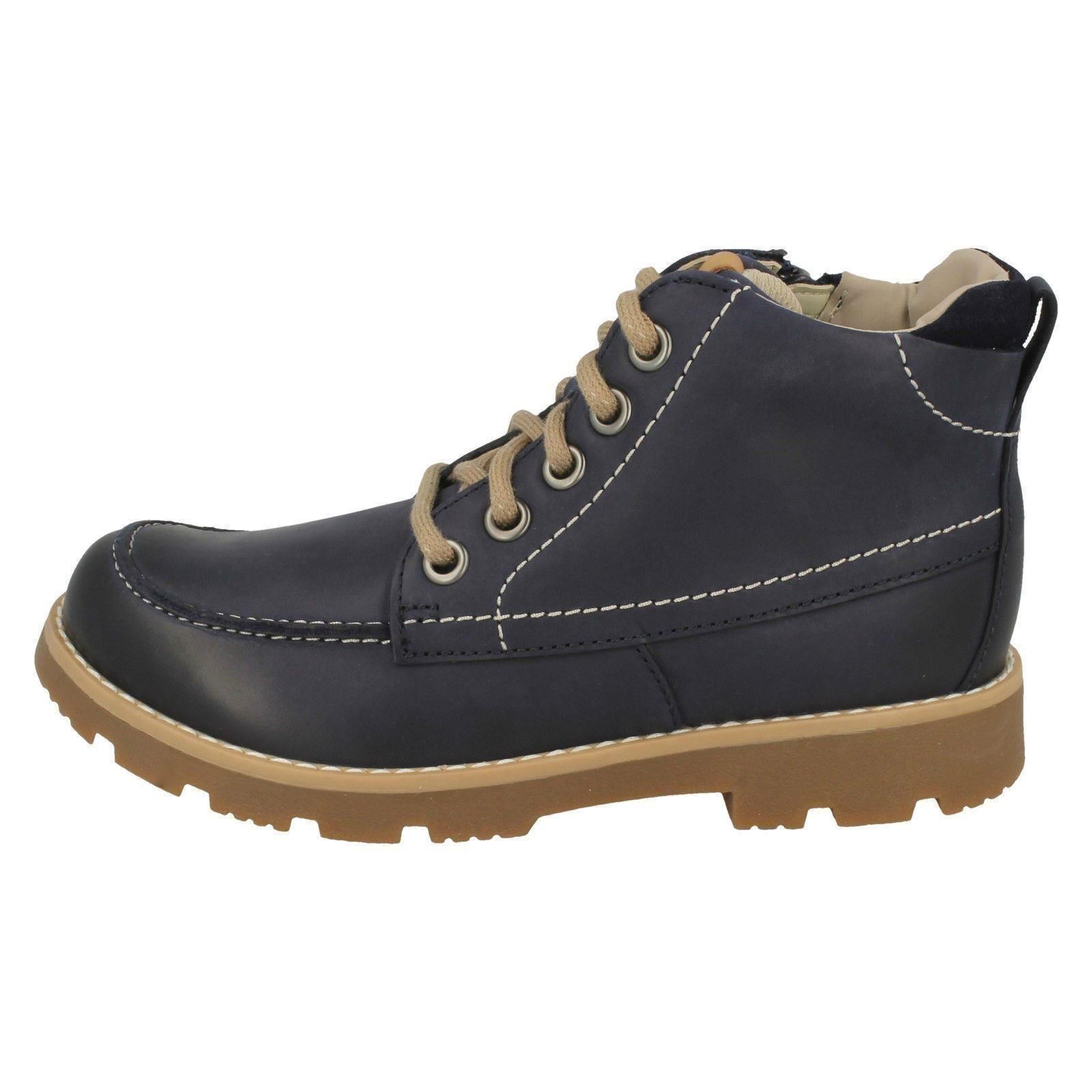 clarks comet moon boots