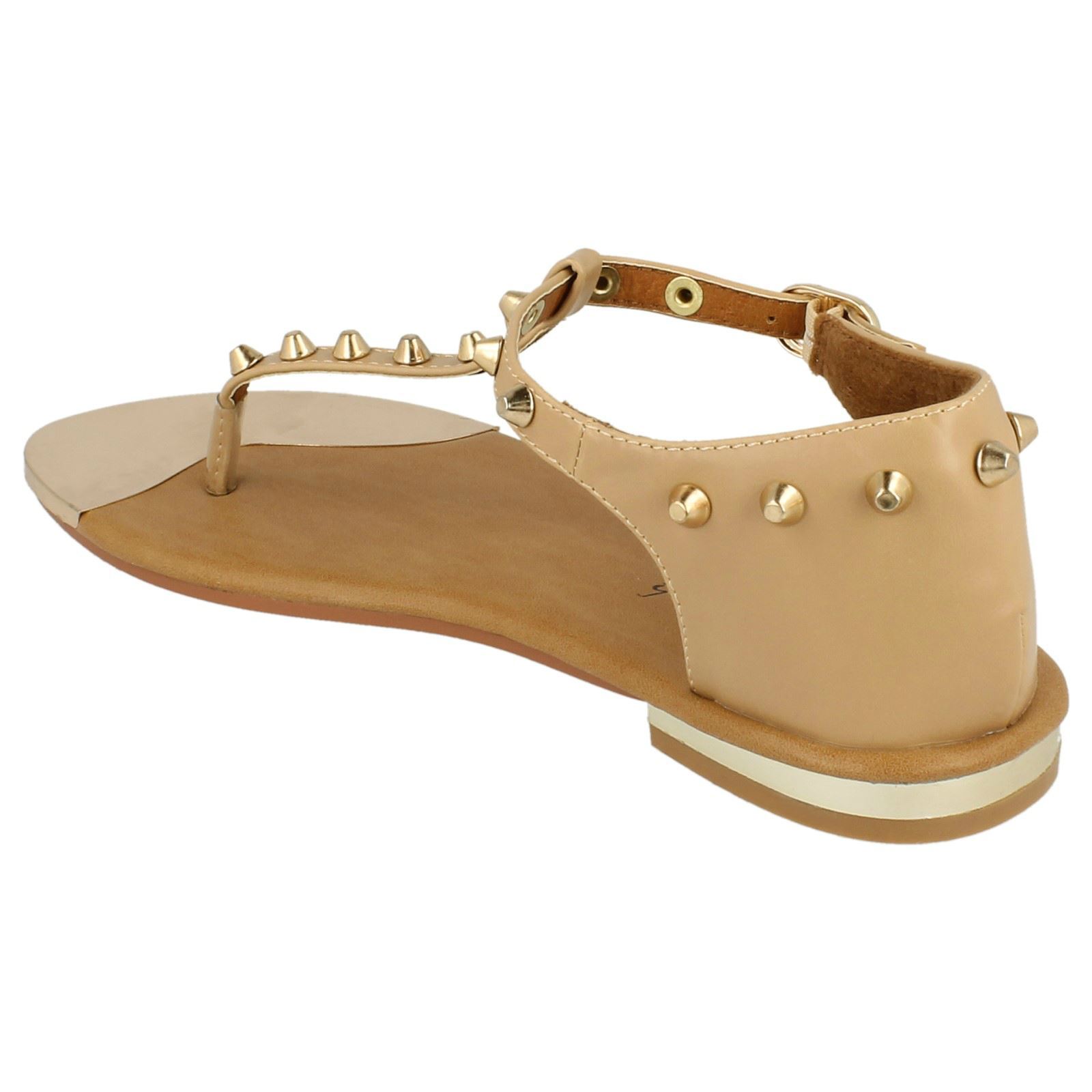 Savannah Ladies Ankle Strap Sandal L6R739 White Sizes UK 3 to 7 R2B Savannah Ladies Ankle Strap Sandal L6R739 White Sizes UK 3 to 7 R2B