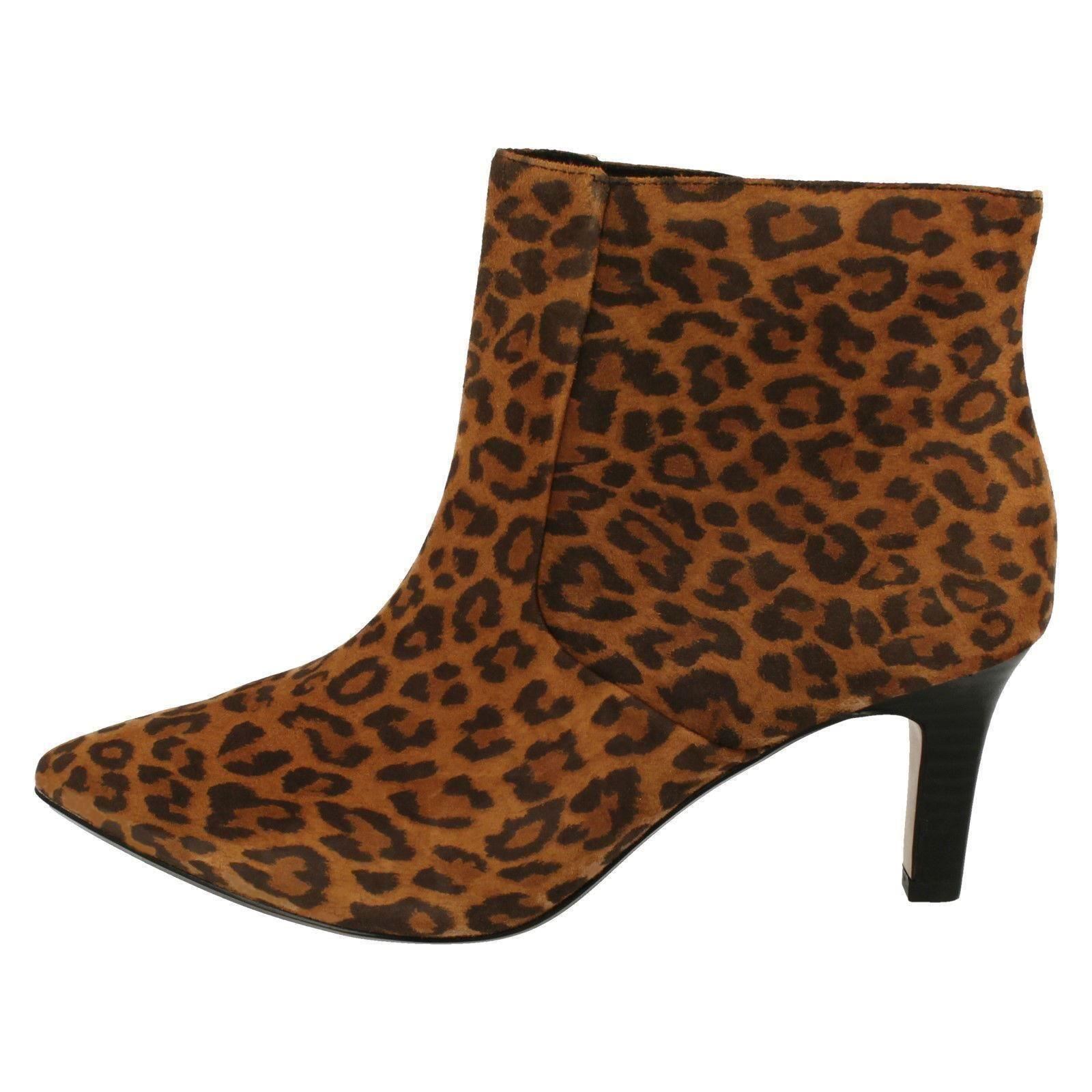 Details about Ladies Clarks Stylish Heeled Ankle Boots 'Illeana Petal' Details about Ladies Clarks Stylish Heeled Ankle Boots 'Illeana Petal'