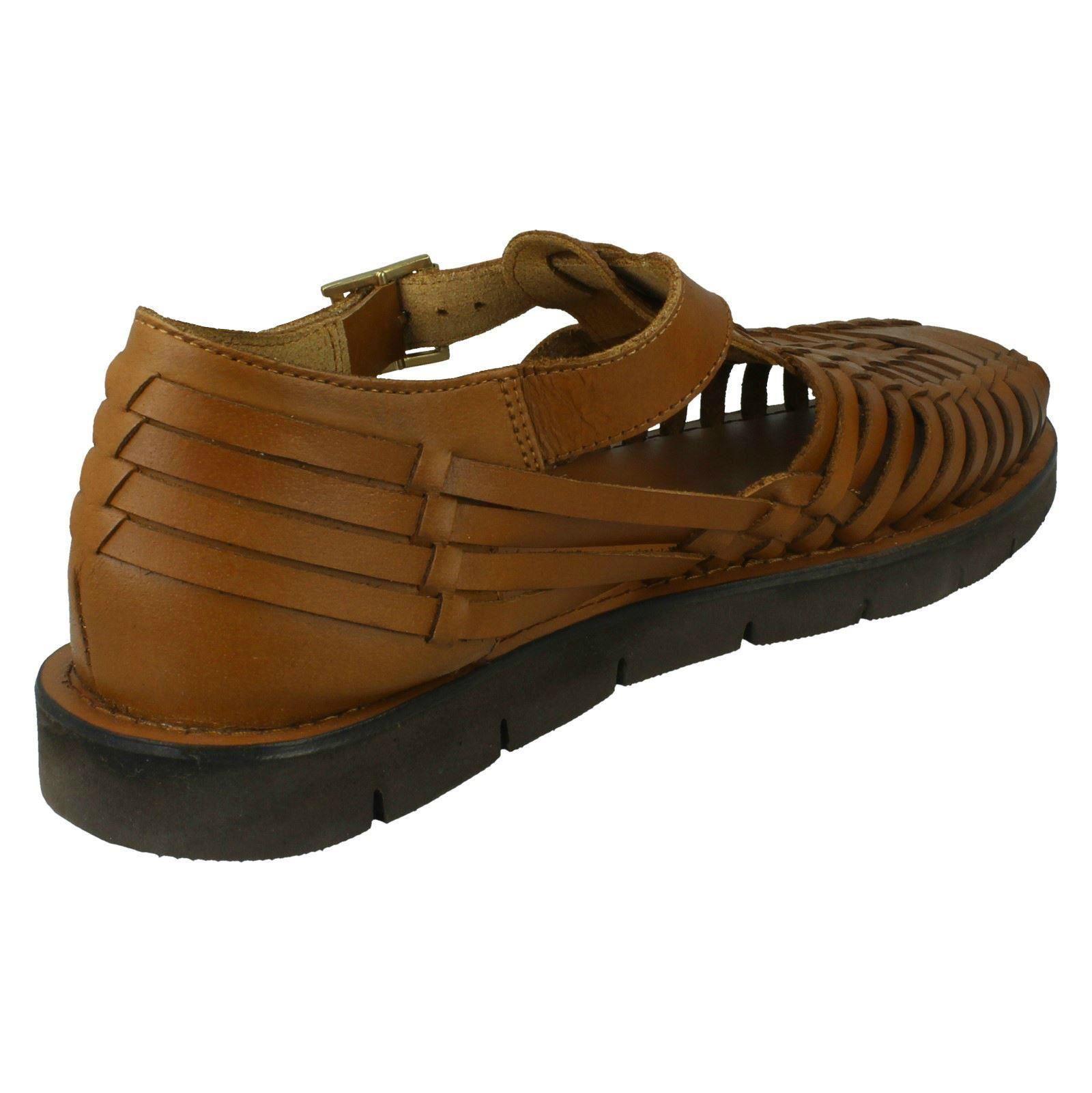 weaved leather sandals