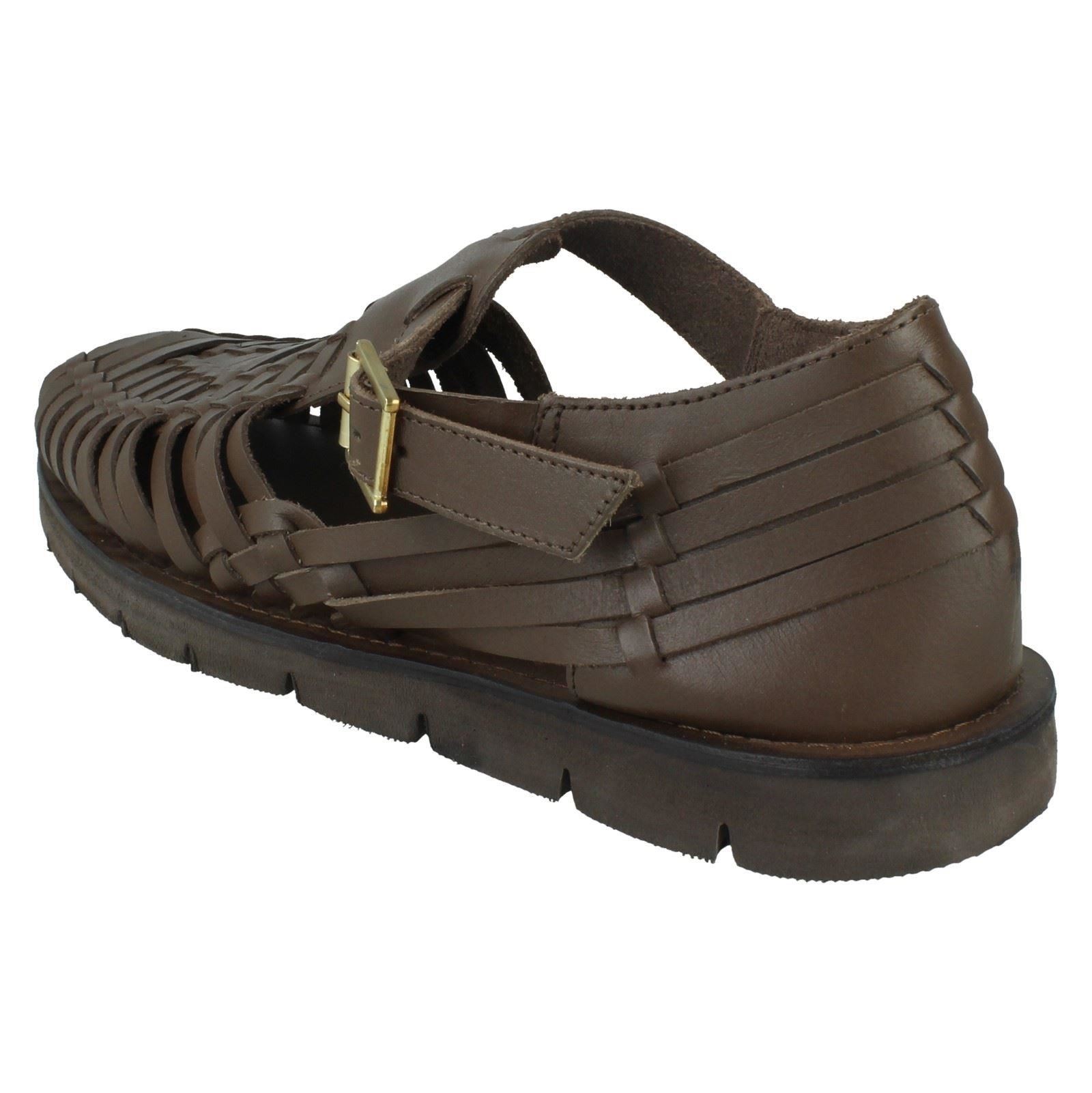 weaved leather sandals
