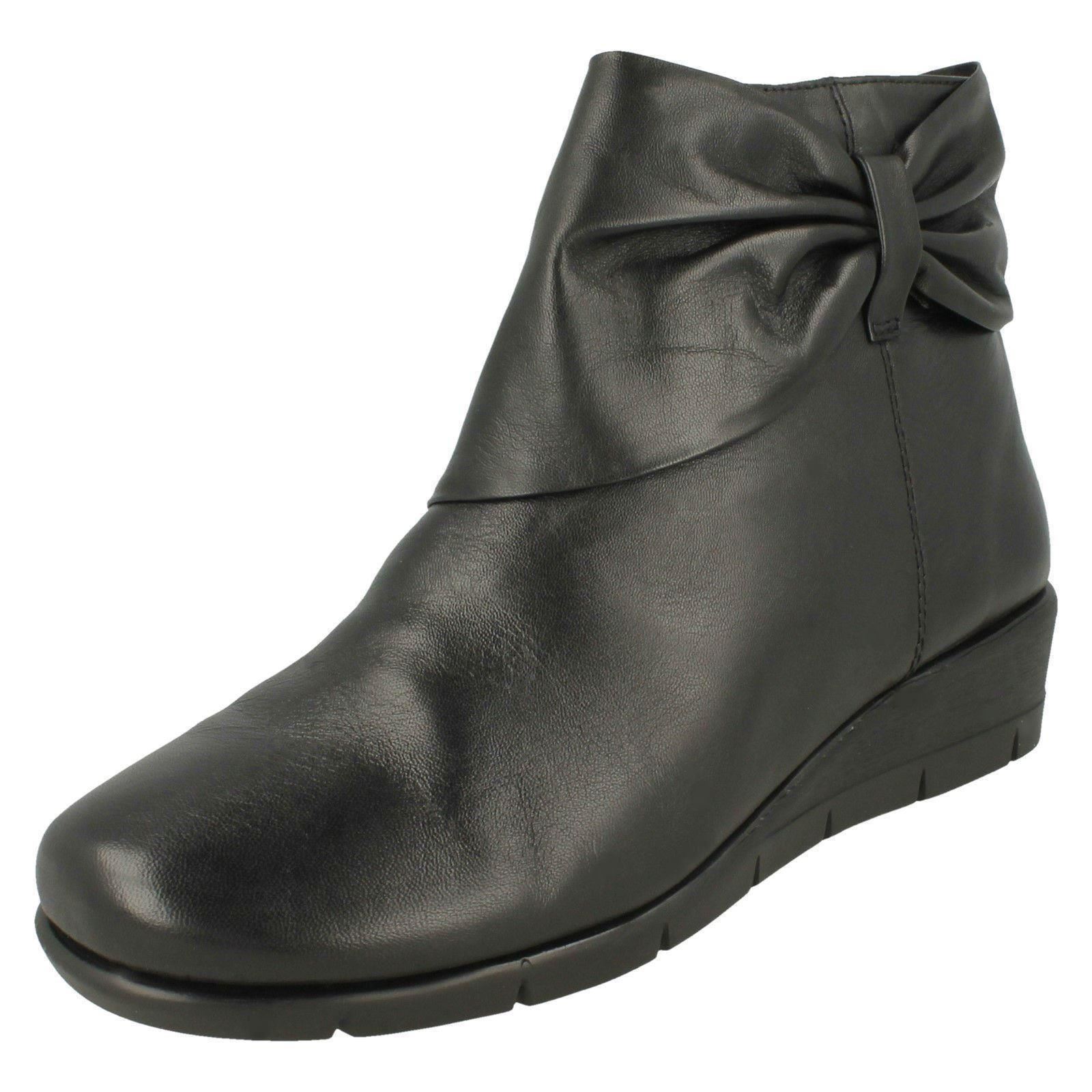 Ladies Padders Bow Detailed Ankle Boots 