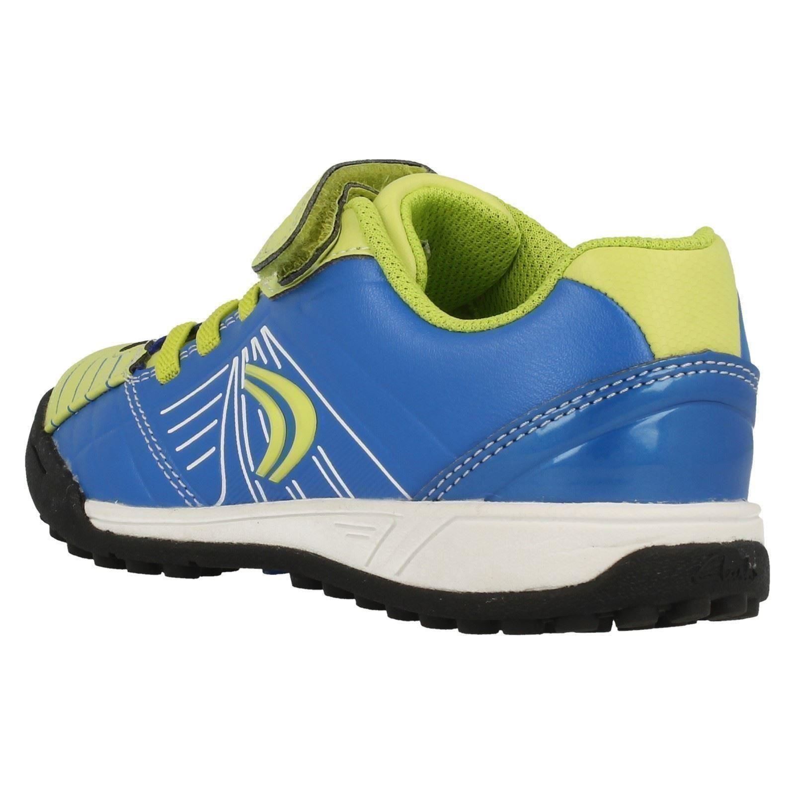 clarks astro trainers