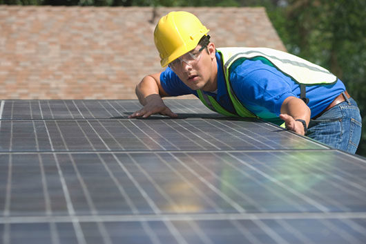 solar installer