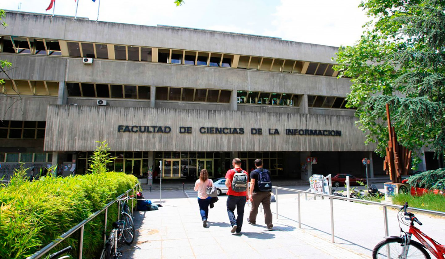 Descarga apuntes de Facultad de Ciencias de la Documentación
