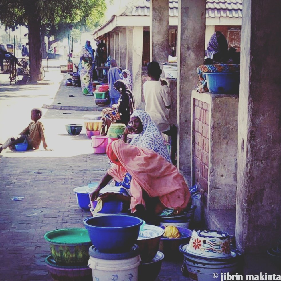 Yan Nono, they sell the popular ‘Fura da Nono’ in bulumkuttu along Maiduguri
