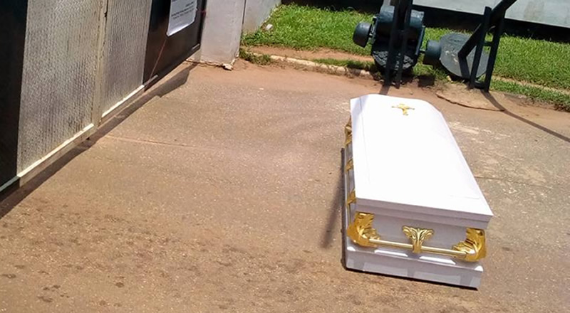 Image result for CORPSE OF PASTOR WHO WAS KILLED BY HERDSMEN IS DUMPED AT EDO GOVERNMENT HOUSE.