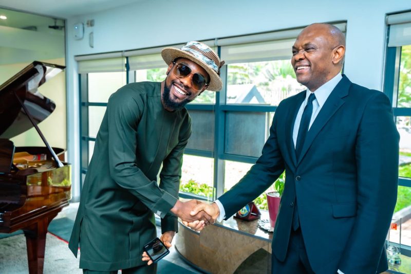 Tony Elumelu hosts Patoranking in Lagos