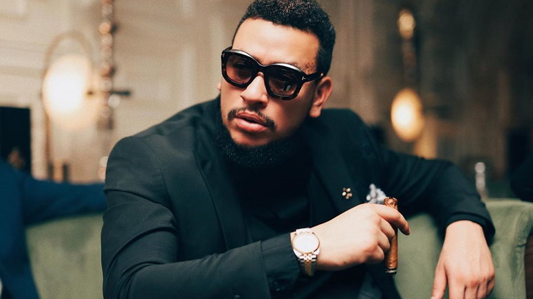 Hilarious moment South African Rapper AKA jumped into a crowd that refused to catch him (Video)