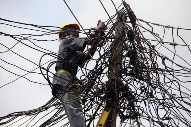 COVID-19 lockdown: Customers praise, knock discos over electricity supply
