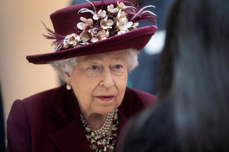 COVID-19: Queen Elizabeth flees Buckingham Palace as her footman tests positive