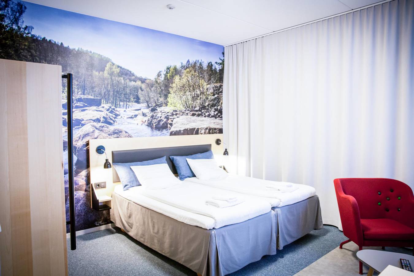 Get Kystnaere sovevaerelse design For iPhone Free