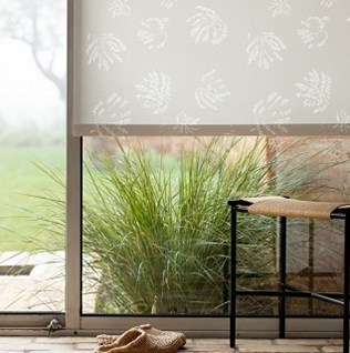 maiden's hair roller blind fabric print