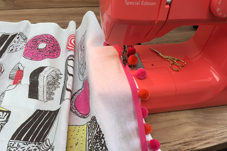 kitchen tea towels with pink sewing machine