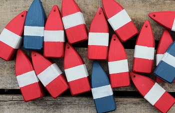 red and blue blind & light pulls