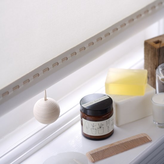 leather ball blind pull cream