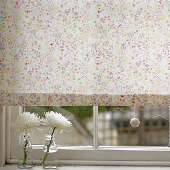 vintage white hand painted lewes wood ball roller blind pull vintage white hand painted lewes wood ball roller blind pull