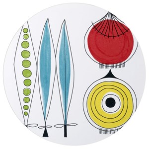 picknick round trivet a vintage swedish design by Marianne Westman showing salad ingredients on a la picknick trivet