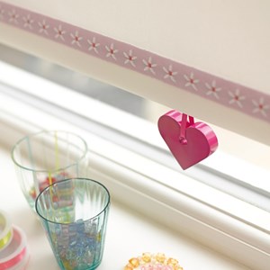 red heart kids spring roller blind pull for children and child safe childs blind pull - heart