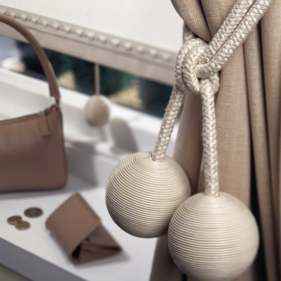 leather ball tiebacks - cream