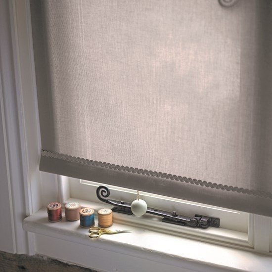 metro plain roller blind fabric in deep grey colour