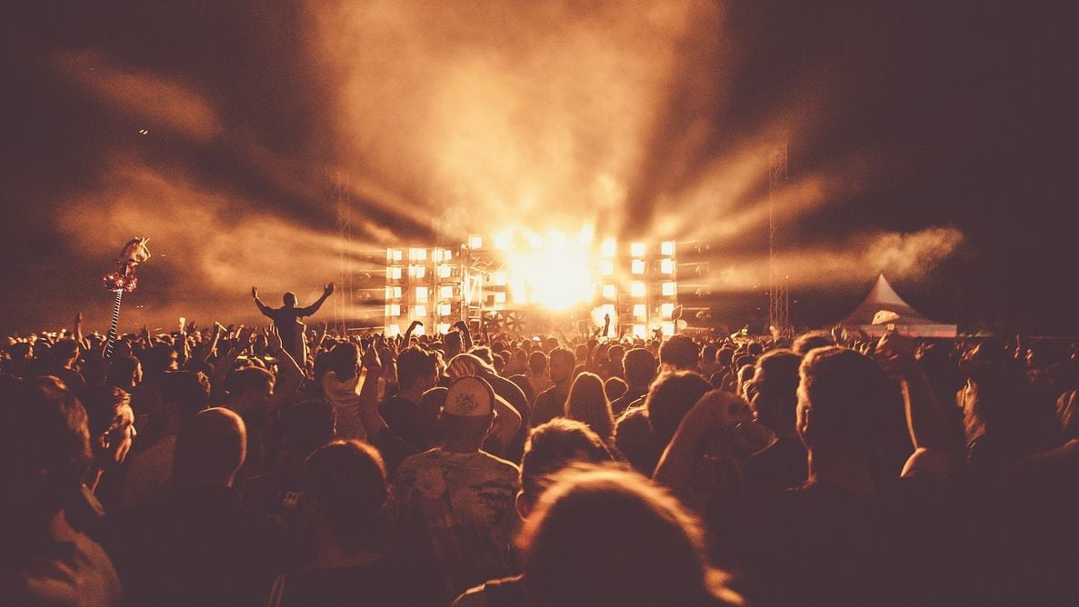 Bearish Flip in Crypto Crowd Sentiment Hints at Coming Bitcoin Price Bounce  - XBO.com