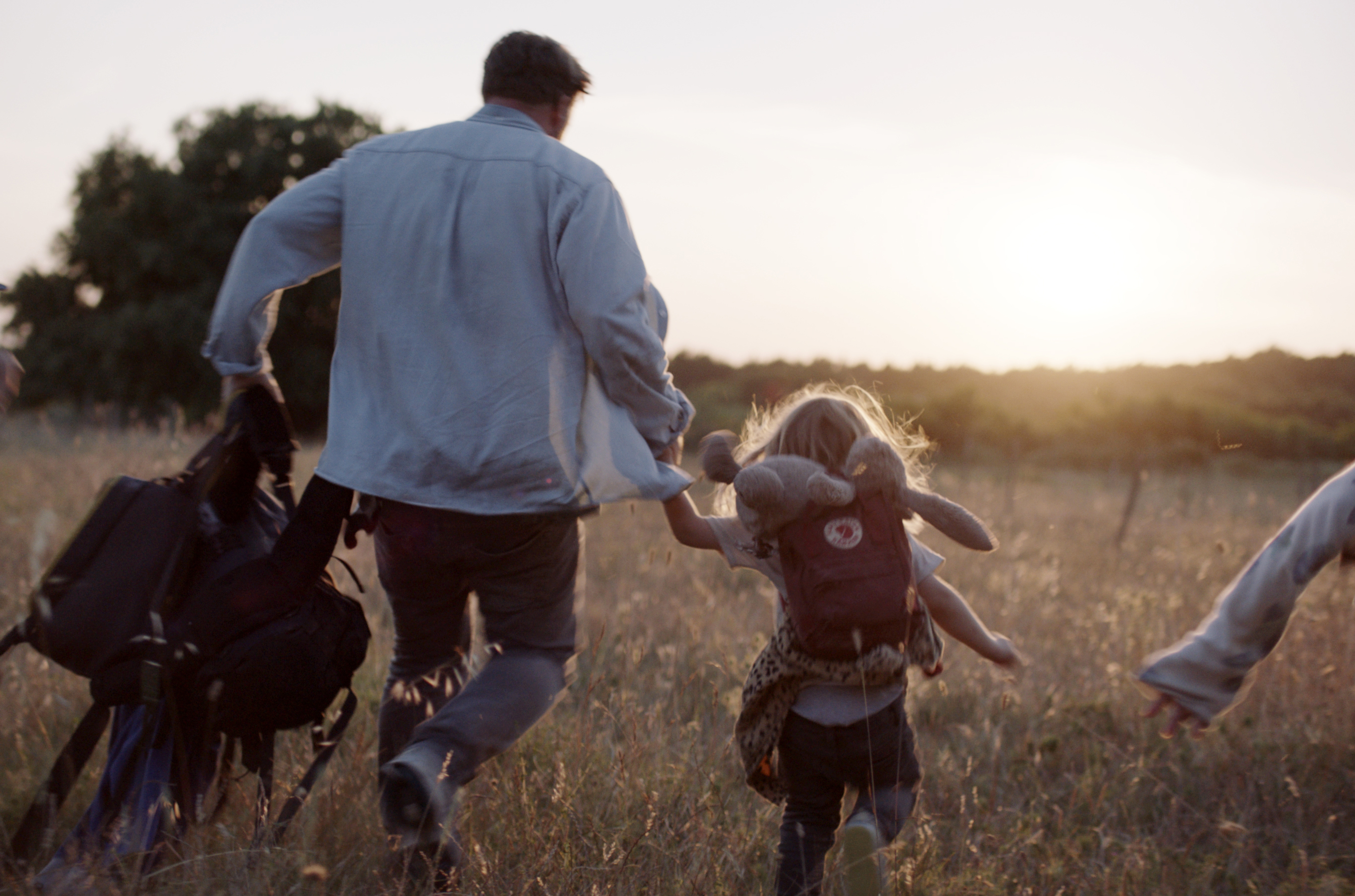 сбежавший папа.