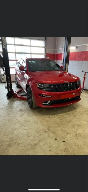 zdjęcie przedstawiające MG Garage