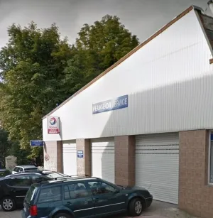 zdjęcie przedstawiające Peugeot i Inne S.C