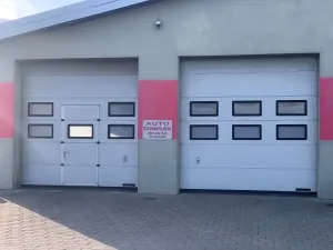 zdjęcie przedstawiające Auto Complex