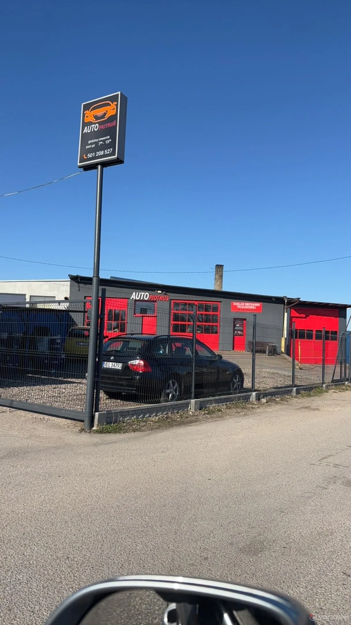 zdjęcie przedstawiające AUTO PIOTRUS