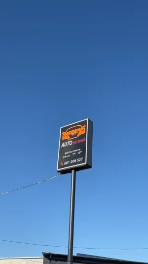 zdjęcie przedstawiające AUTO PIOTRUS